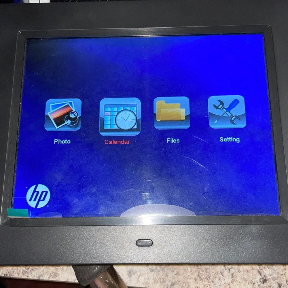New open box but never used HP 8” Digital Picture Frame